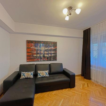 Relax Old Town Apartment Oradea Exterior foto