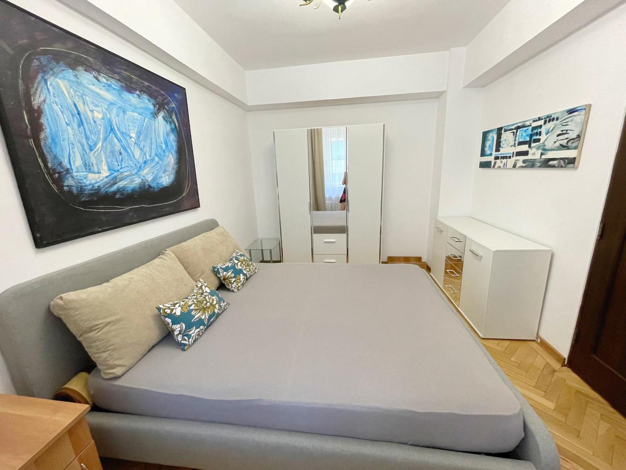 Relax Old Town Apartment Oradea Exterior foto